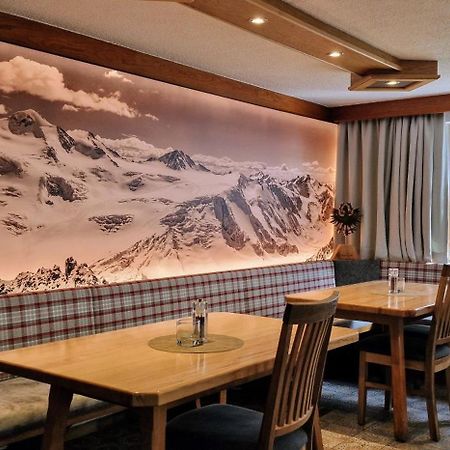 Gasthof Pension Santeler ザンクト・レオンハルト・イム・ピッツタール エクステリア 写真